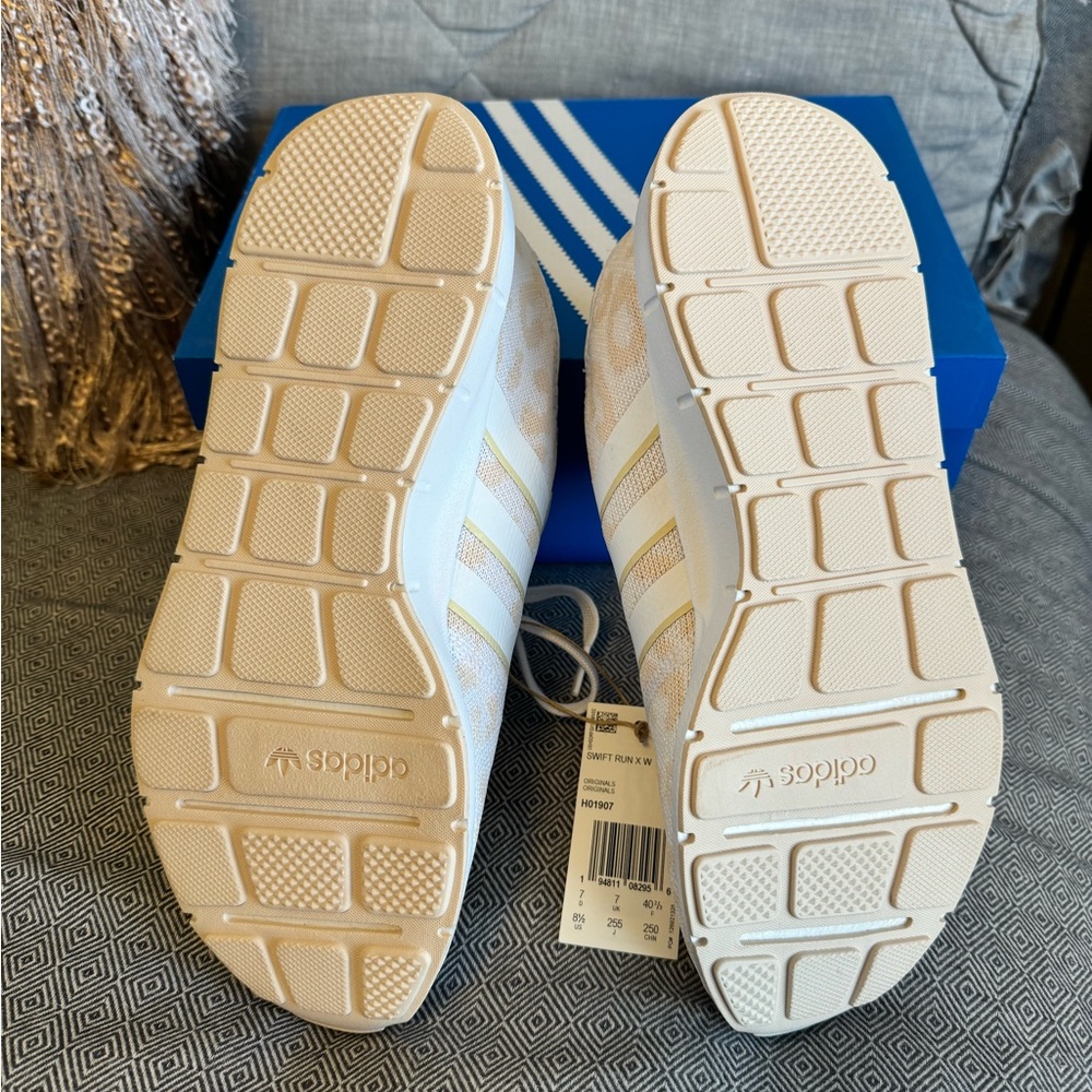 Adidas swift run sneakers - Picture 3 of 6